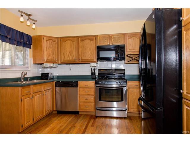201 Lindy Blvd, Ballwin, MO 63021 photo 10