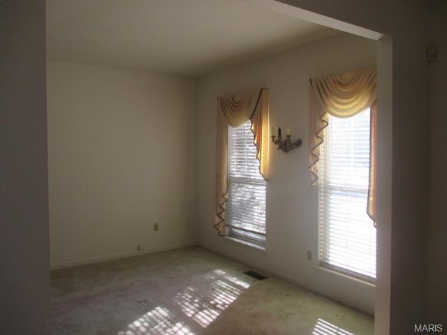 878 Castle Pnes, Ballwin, MO 63021 photo 6