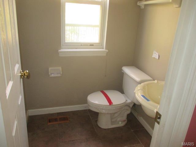 878 Castle Pnes, Ballwin, MO 63021 photo 9
