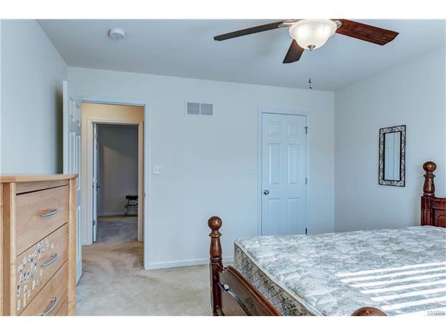 420 Wynchat Dr, O'fallon, MO 63366 photo 27