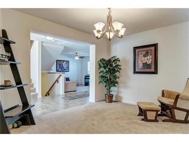 420 Wynchat Dr, O'fallon, MO 63366 photo 8