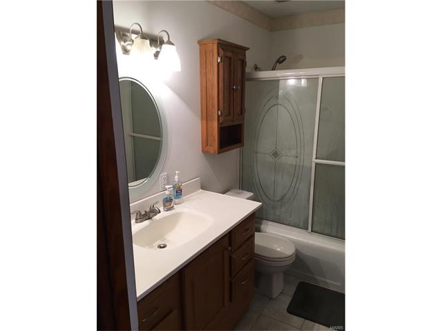 4337 Ashby Rd, Saint Ann, MO 63074 photo 18