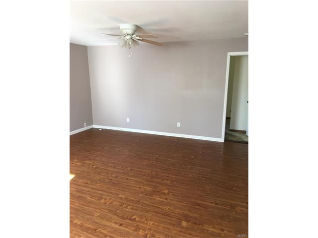 4337 Ashby Rd, Saint Ann, MO 63074 photo 13