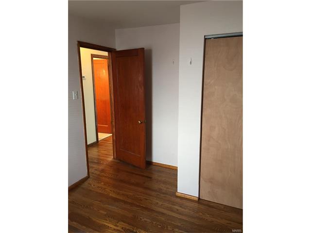 4337 Ashby Rd, Saint Ann, MO 63074 photo 5