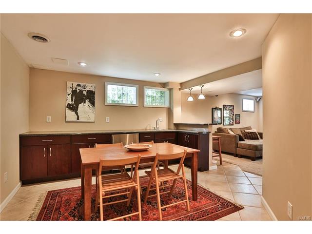 869 Pheasant Woods Dr, Ballwin, MO 63021 photo 28