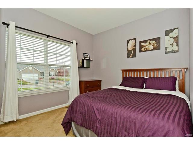 92 Tisbury, O'fallon, MO 63366 photo 16