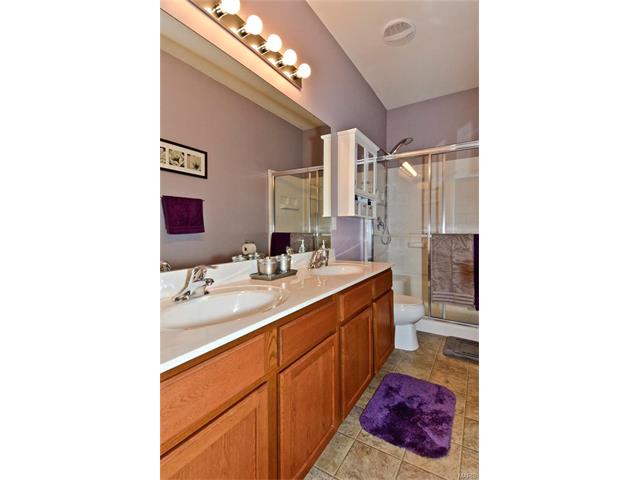 92 Tisbury, O'fallon, MO 63366 photo 15
