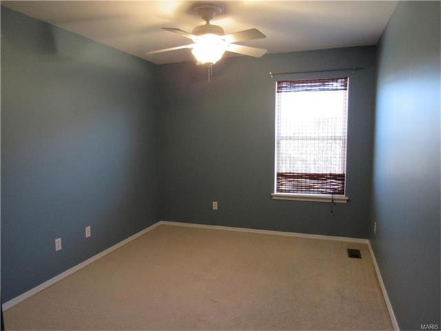 915 Rolling Thunder Dr, O'fallon, MO 63368 photo 6