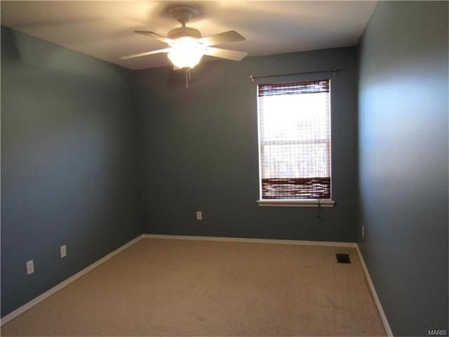 915 Rolling Thunder Dr, O'fallon, MO 63368 photo 22