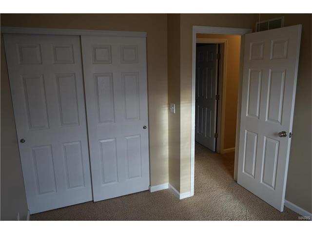 9 Mary Beth, O'fallon, MO 63368 photo 13