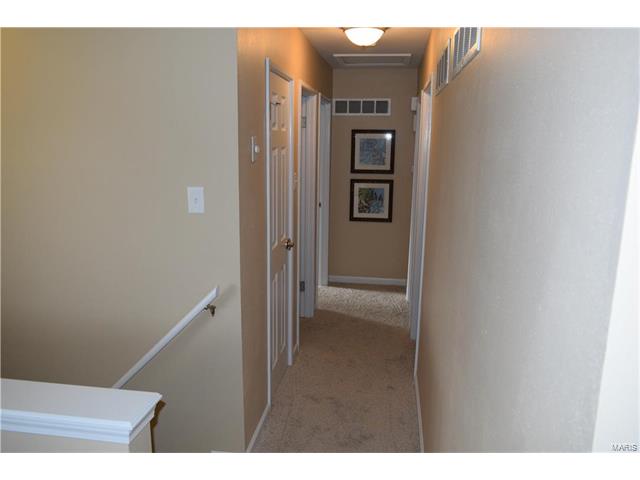 720 La Bonne, Ballwin, MO 63021 photo 9