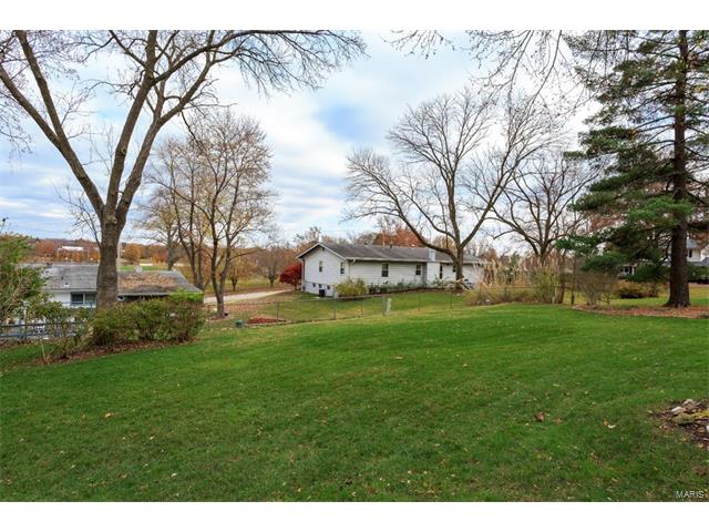 652 Tanglewilde Dr, Ballwin, MO 63011 photo 19