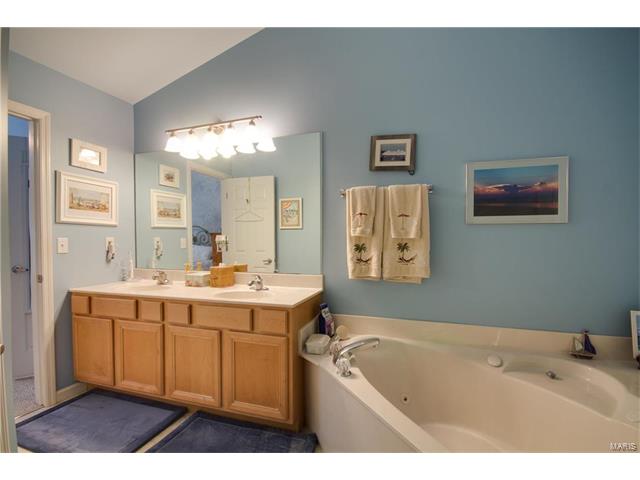 897 Gandolf Way, Eureka, MO 63025 photo 16