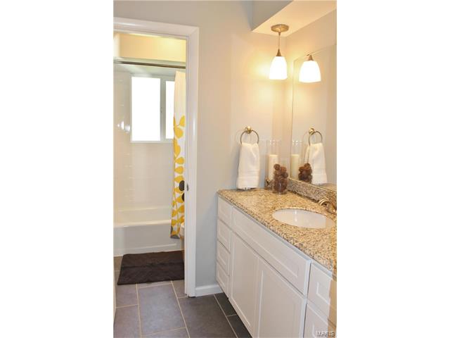 57 Hillcrest Blvd, Winchester, MO 63021 photo 5