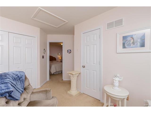 210 Tyndale Dr, O'fallon, MO 63366 photo 21