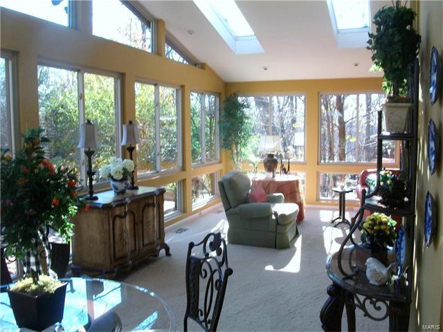 1300 Boly Ln, Ballwin, MO 63021 photo 8