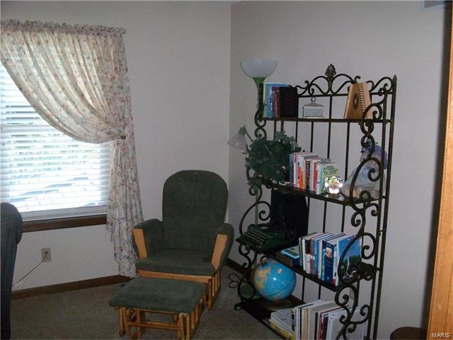 1300 Boly Ln, Ballwin, MO 63021 photo 17