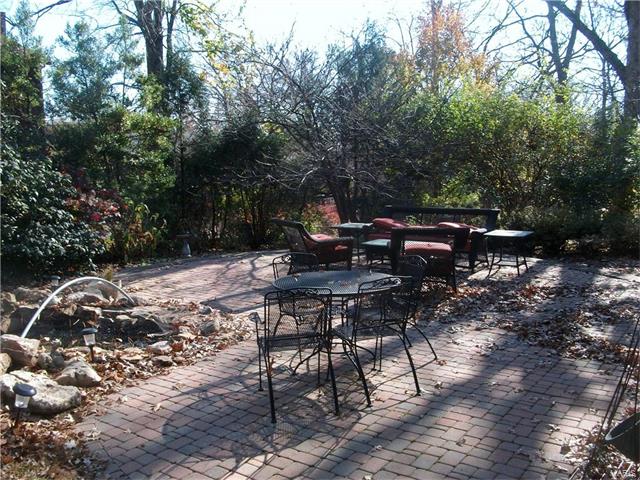 1300 Boly Ln, Ballwin, MO 63021 photo 3