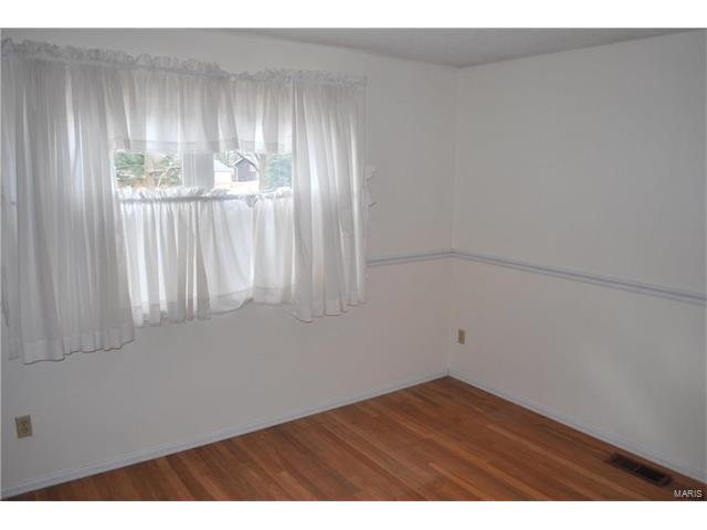 480 Graywood, Ballwin, MO 63011 photo 13