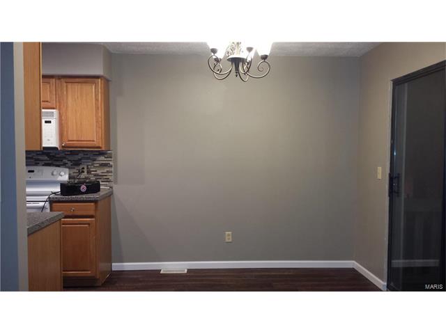 17 Megans Ct, O'fallon, MO 63366 photo 6