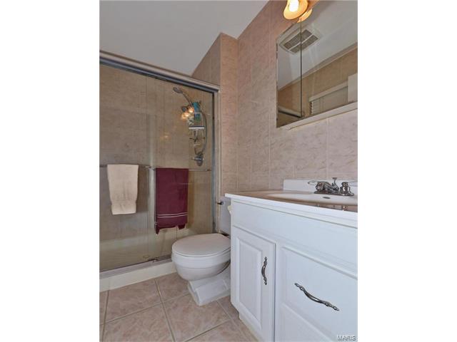 1111 Bromfield Ter, Manchester, MO 63021 photo 10