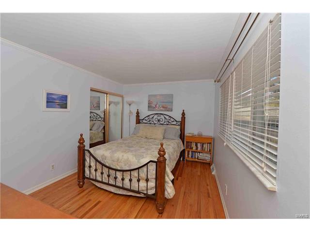 1111 Bromfield Ter, Manchester, MO 63021 photo 9