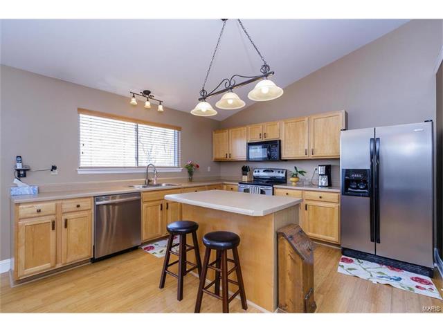 36 Saint Nicholas Ct, O'fallon, MO 63366 photo 11