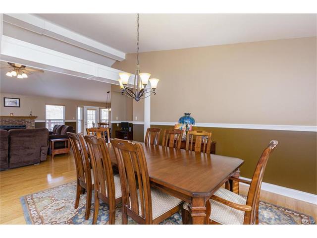 36 Saint Nicholas Ct, O'fallon, MO 63366 photo 7
