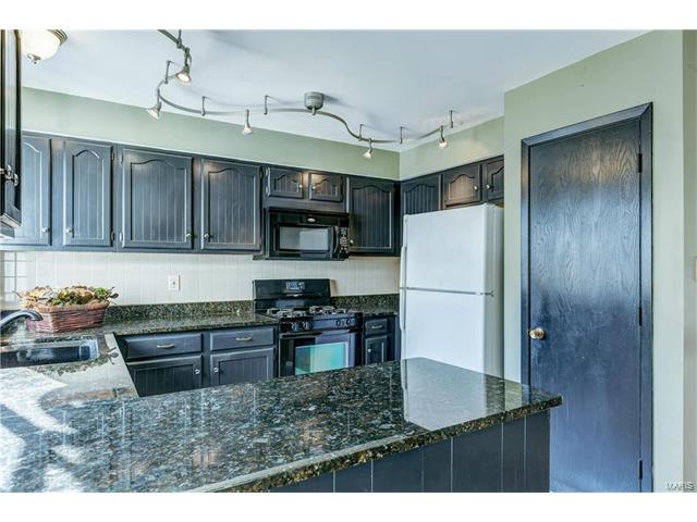 1340 Culpepper Ridge Dr, Ballwin, MO 63021 photo 13