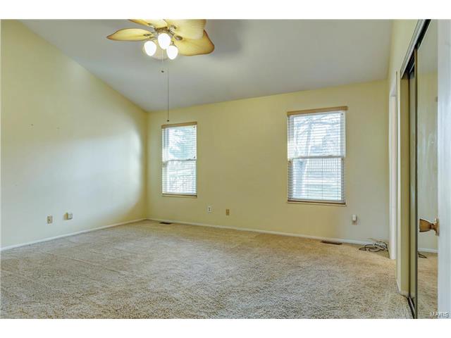 1340 Culpepper Ridge Dr, Ballwin, MO 63021 photo 14