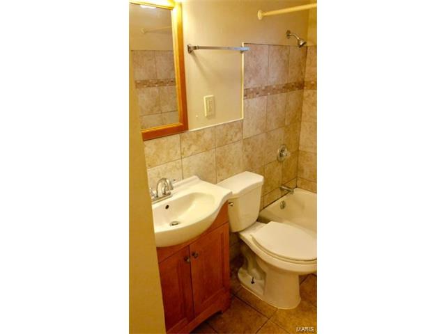 814 Bella Ln, Saint Louis, MO 63137 photo 2