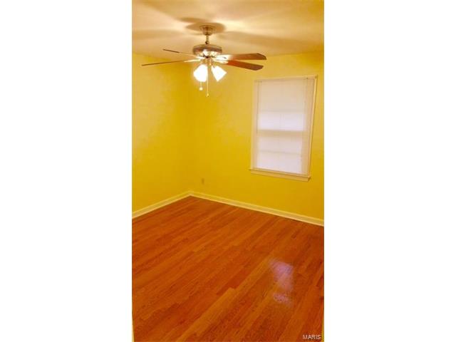 814 Bella Ln, Saint Louis, MO 63137 photo 5