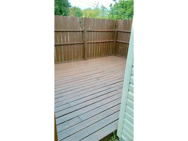 814 Bella Ln, Saint Louis, MO 63137 photo 6
