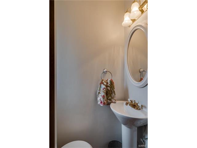 515 Purdue Ave, Saint Louis, MO 63130 photo 22