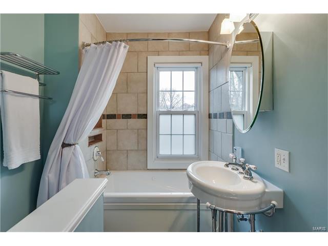515 Purdue Ave, Saint Louis, MO 63130 photo 26