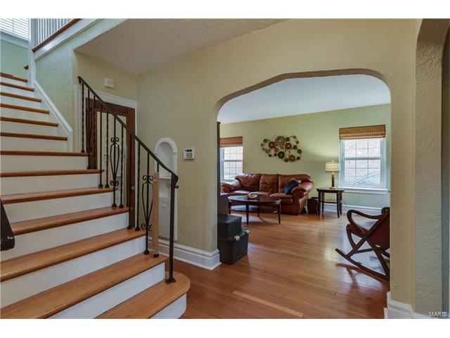 515 Purdue Ave, Saint Louis, MO 63130 photo 8
