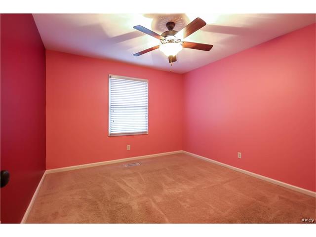 12044 Avery Ln, Bridgeton, MO 63044 photo 35