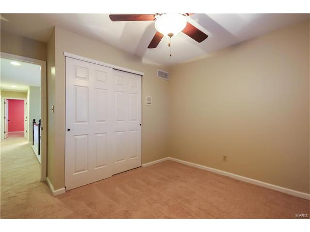 12044 Avery Ln, Bridgeton, MO 63044 photo 31