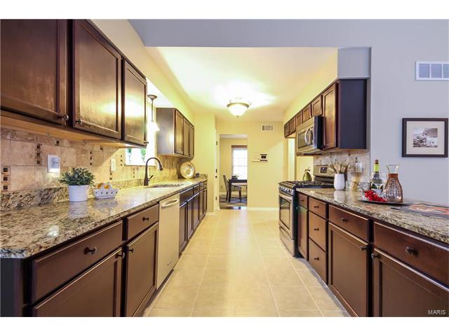 12044 Avery Ln, Bridgeton, MO 63044 photo 16