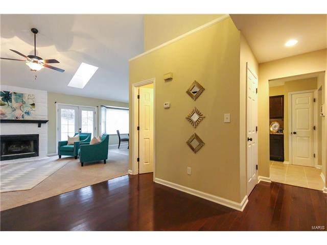 12044 Avery Ln, Bridgeton, MO 63044 photo 7