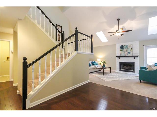 12044 Avery Ln, Bridgeton, MO 63044 photo 5