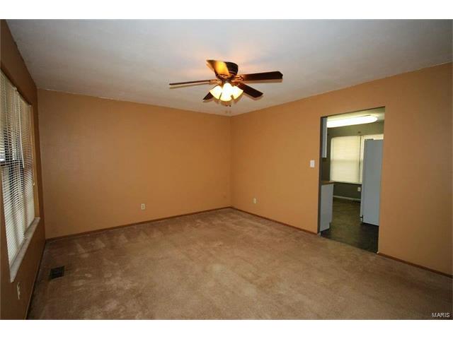 6 Reno Ct, O'fallon, MO 63368 photo 2