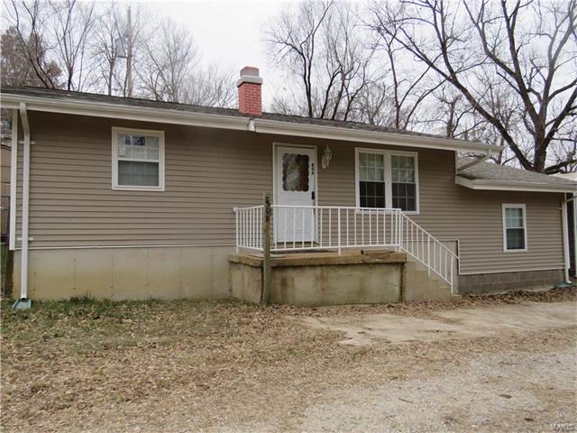 806 Sharp Dr, Fenton, MO 63026 photo 1