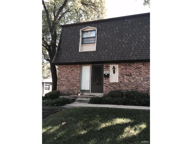 230 Braeshire #A, Ballwin, MO 63021 photo 1
