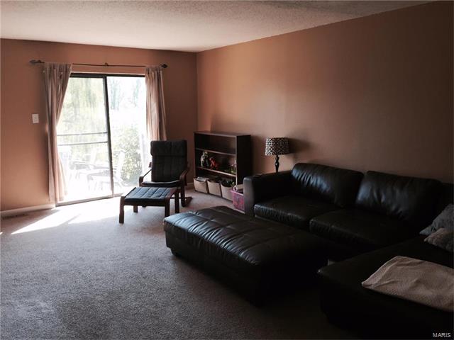 230 Braeshire #A, Ballwin, MO 63021 photo 2