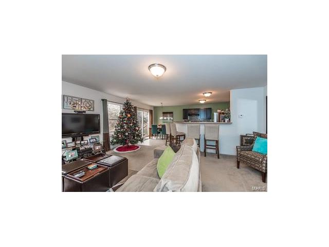 5607 Wavecrest Cir, Cottleville, MO 63304 photo 16
