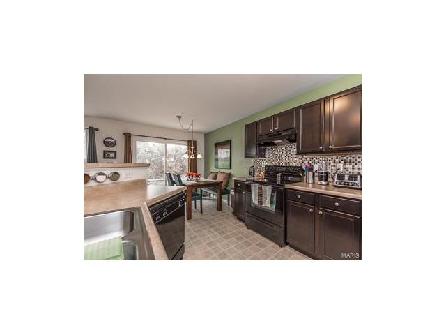 5607 Wavecrest Cir, Cottleville, MO 63304 photo 14