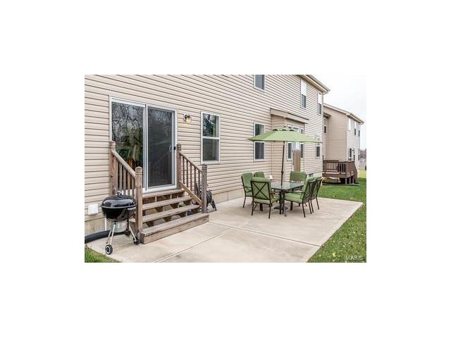 5607 Wavecrest Cir, Cottleville, MO 63304 photo 3