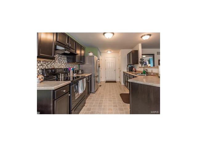 5607 Wavecrest Cir, Cottleville, MO 63304 photo 10