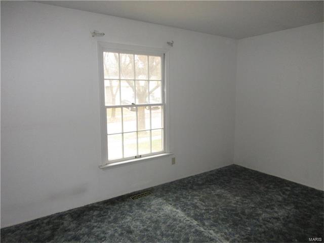 885 Parma, Ballwin, MO 63021 photo 6